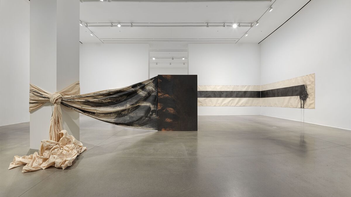 Gallery exhibition installation view - Wide landscape presentation